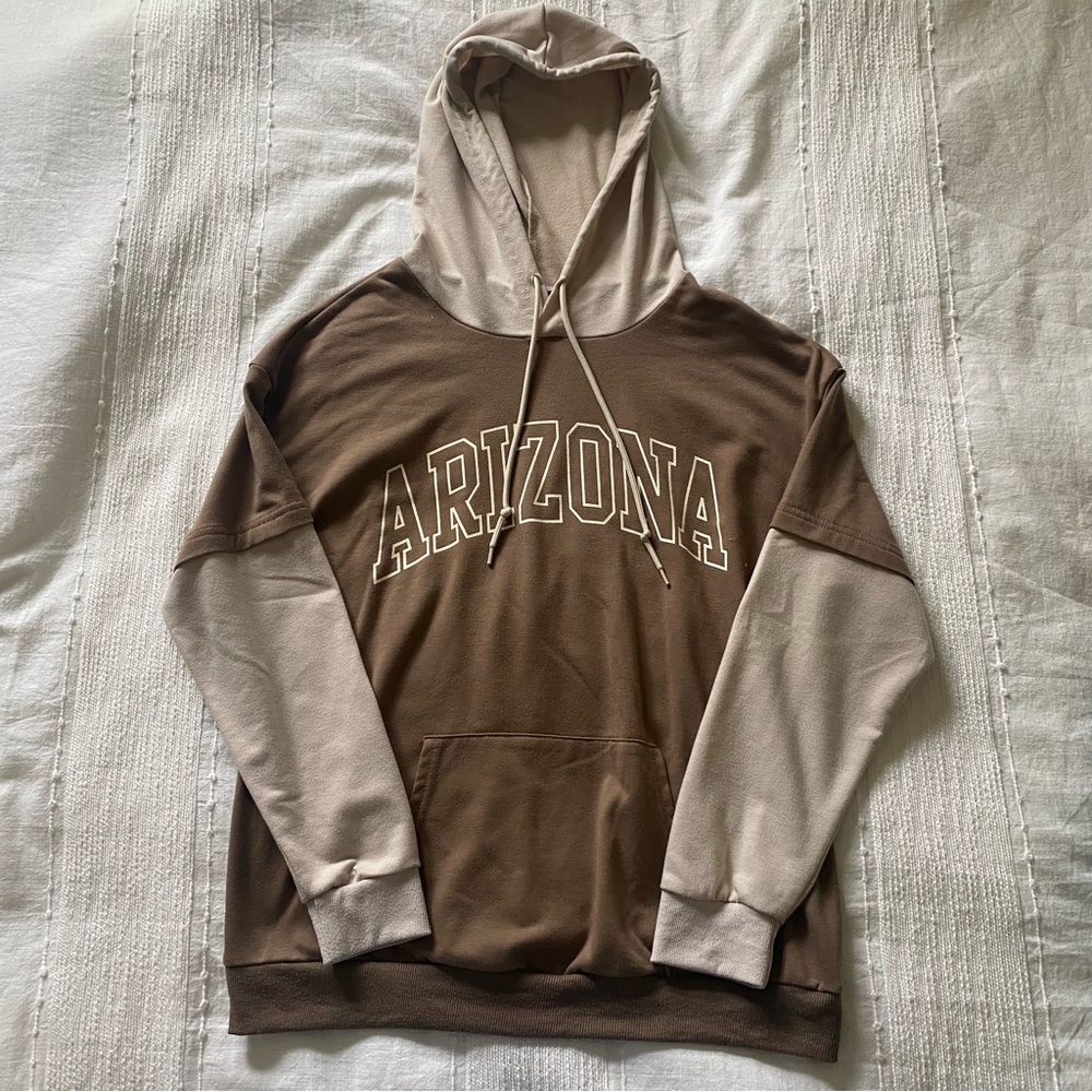 Color-block Graphic Brown Hoodie (S) - Shein - Chill Vibes!